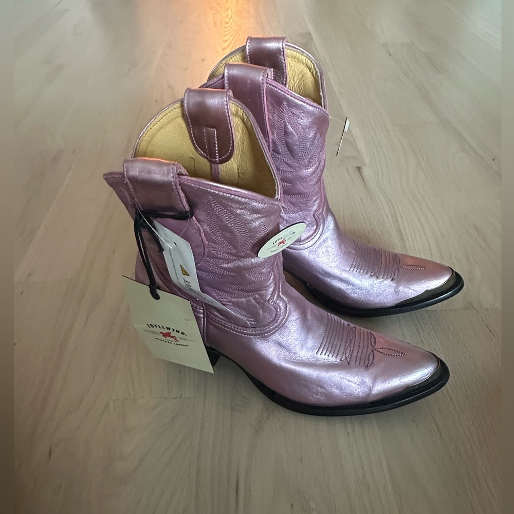 Idyllwind boots size 9